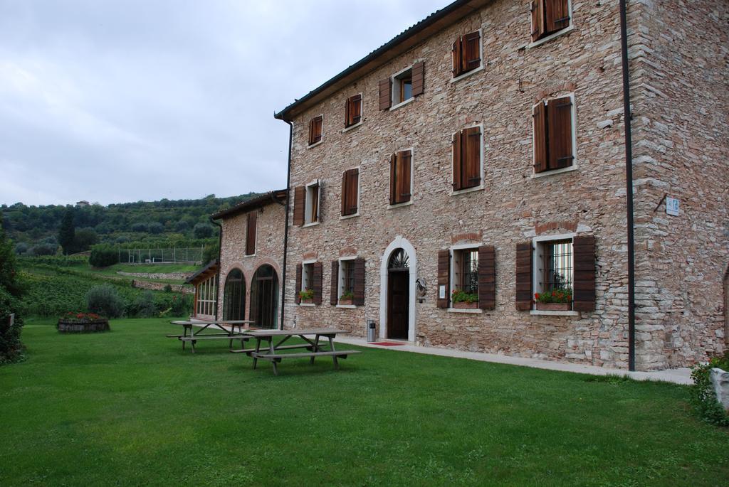 Hotel Costa Degli Ulivi Fumane Exterior foto